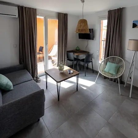 Apartment Hoteliere Les Hameaux De Saint Cyprien 25 M2 Lecci