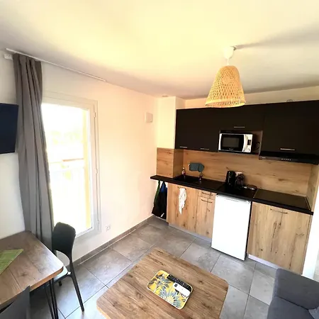 Hoteliere Les Hameaux De Saint Cyprien 25 M2 شقة ليسي
