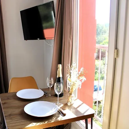 Hoteliere Les Hameaux De Saint Cyprien 25 M2 *