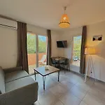 Apartment Hoteliere Les Hameaux De Saint Cyprien 25 M2 *