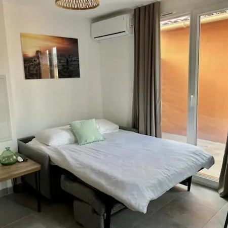 Hoteliere Les Hameaux De Saint Cyprien 25 M2 *