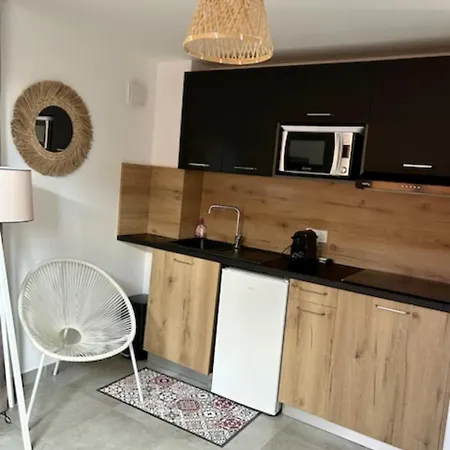 Hoteliere Les Hameaux De Saint Cyprien 25 M2 Lägenhet Lecci