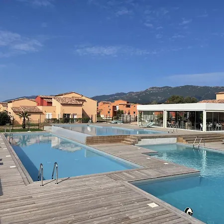 Hoteliere Les Hameaux De Saint Cyprien 25 M2