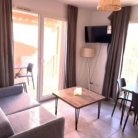 Hoteliere Les Hameaux De Saint Cyprien 25 M2 * Lecci