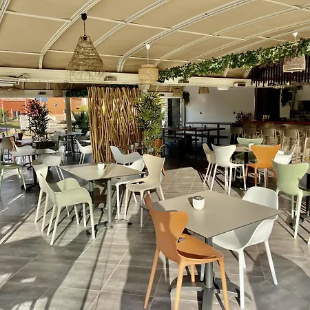 Hoteliere Les Hameaux De Saint Cyprien 25 M2 *