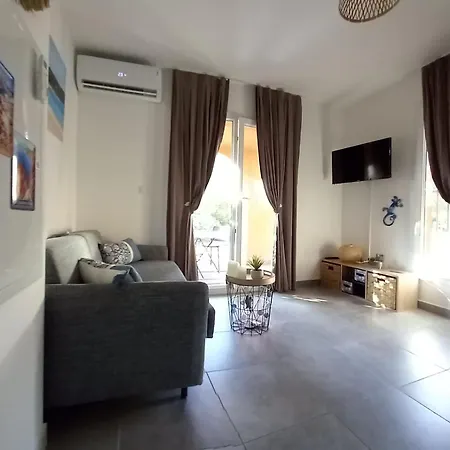 Hoteliere Les Hameaux De Saint Cyprien 25 M2 *