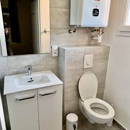 Hoteliere Les Hameaux De Saint Cyprien 25 M2