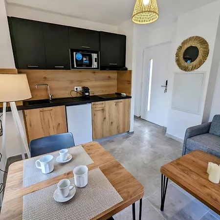 Hoteliere Les Hameaux De Saint Cyprien 25 M2 Lejlighed Lecci