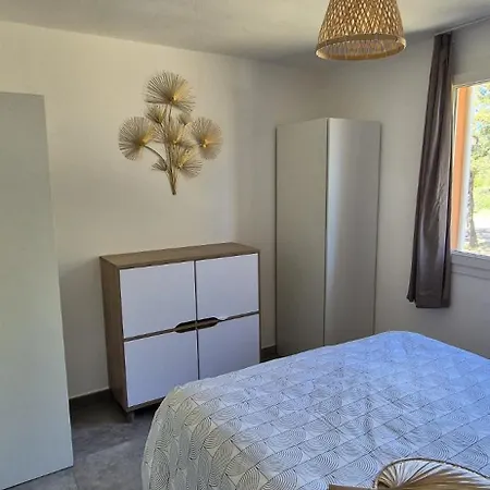 Hoteliere Les Hameaux De Saint Cyprien 25 M2 Lecci