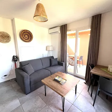 Hoteliere Les Hameaux De Saint Cyprien 25 M2