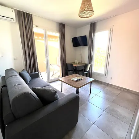 Hoteliere Les Hameaux De Saint Cyprien 25 M2 *
