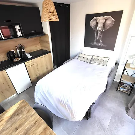 Hoteliere Les Hameaux De Saint Cyprien 25 M2 *