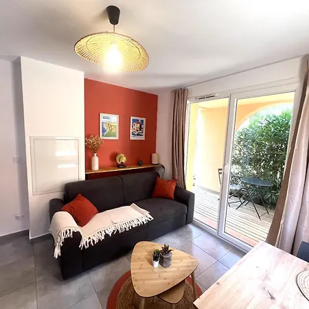 Hoteliere Les Hameaux De Saint Cyprien 25 M2 * Lecci