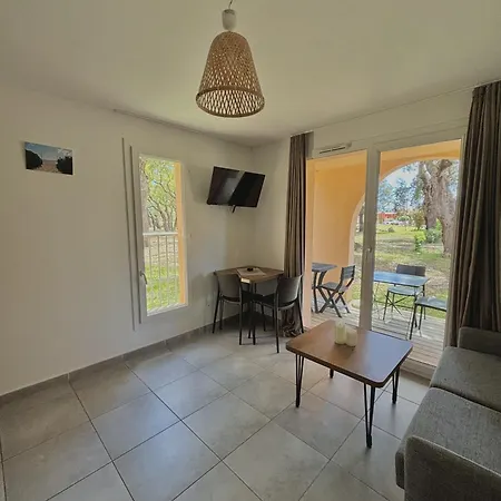 Hoteliere Les Hameaux De Saint Cyprien 25 M2 Apartment Lecci