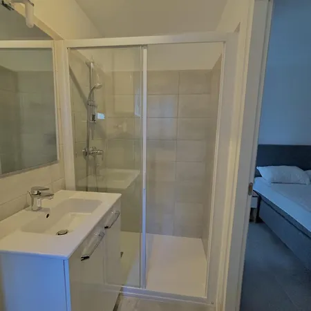 Hoteliere Les Hameaux De Saint Cyprien 25 M2 *