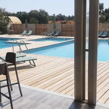 Hoteliere Les Hameaux De Saint Cyprien 25 M2 *