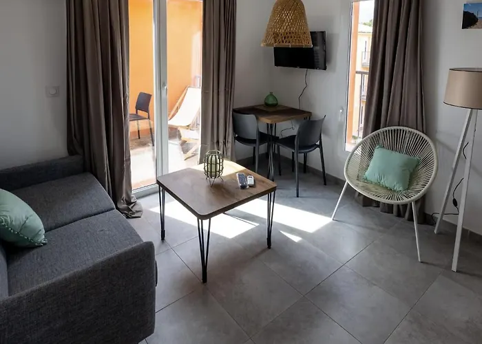 Apartment Hoteliere Les Hameaux De Saint Cyprien 25 M2 Lecci