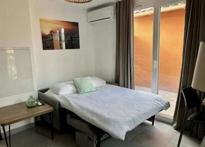 Résidence Hôtelière Les Hameaux De Saint Cyprien 25 M2 *