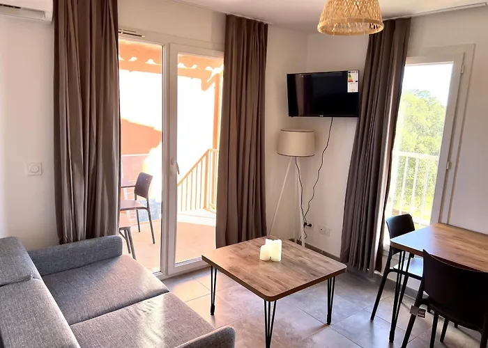 Résidence Hôtelière Les Hameaux De Saint Cyprien 25 M2 *