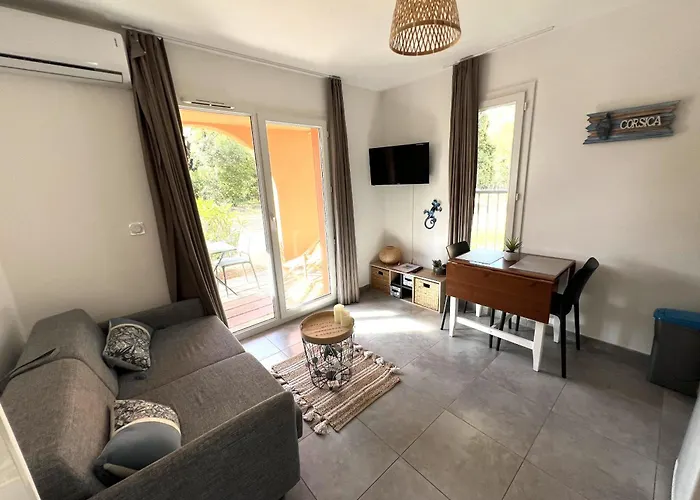 Appartamento Résidence Hôtelière Les Hameaux De Saint Cyprien 25 M2 Lecci