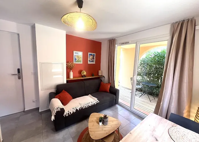 Résidence Hôtelière Les Hameaux De Saint Cyprien 25 M2 * Lecci